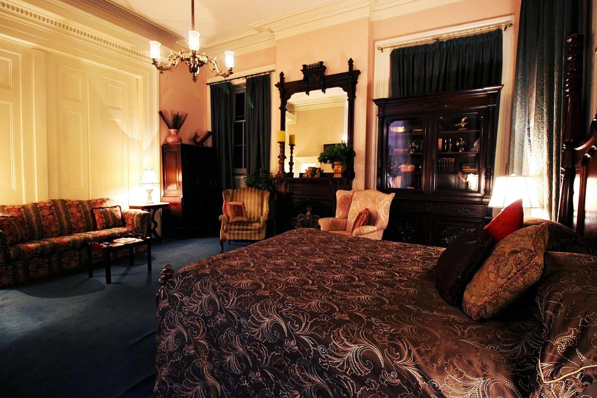 The Olivier House Hotel New Orleans Exterior photo